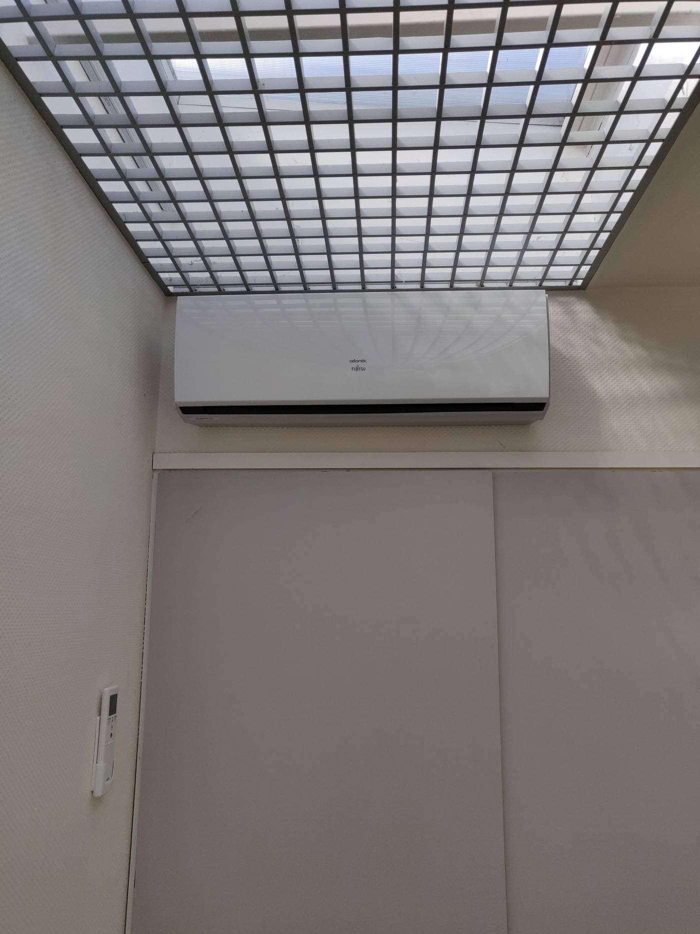 Réseau de conduits acier galvanisé avec courbes pour gainable industriel à Jarrie par Air Eco Clim