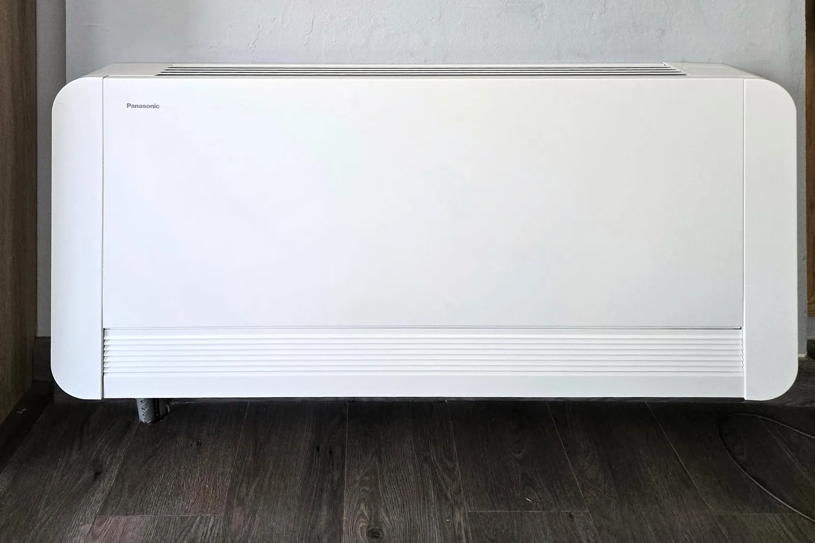 Ventilo-convecteur Panasonic au sol, pompe à chaleur à Vaulnaveys-le-Haut par Air Eco Clim