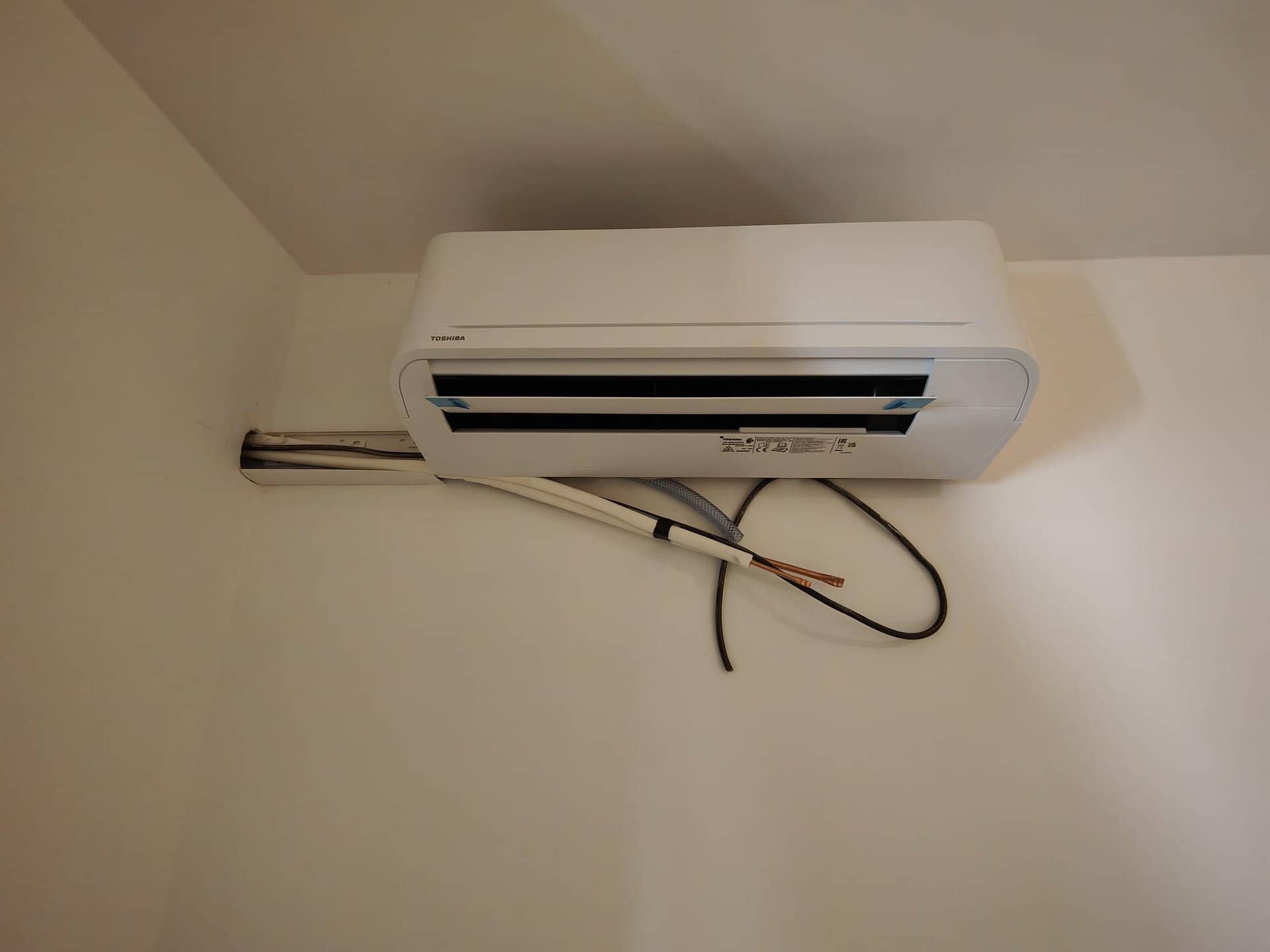 Pompe à chaleur Mitsubishi Ecodan Zubadan installée en altitude à Saint-Martin-d'Uriage par Air Eco Clim